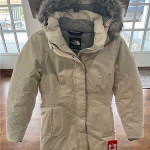 North Face Arctic Parka Gardenia White Sz M